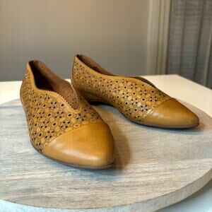 Pikolinos La Marina Brown Leather Laser Cut Women's Flats US 8 EU 39 Spain